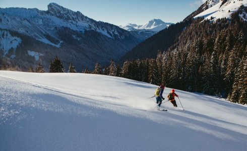 Off Piste skiing in Morzine