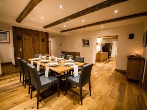 Kaluma_Travel_Chalet_53_Dining_Room.jpg