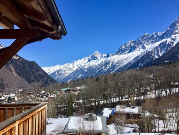 High standard Chalet with stunning views of Mont Blanc
