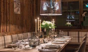 Kaluma-Travel-Chalet-Eden-Rock-Restaurant-21