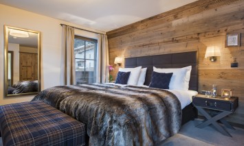 Kaluma-Travel-Chalet-Kanzi-Bedroom-11