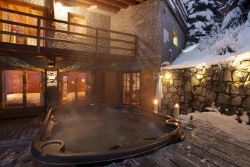 Chalet La Petite Pia Hot Tub