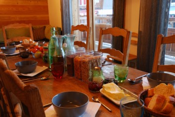 Zenith_Holidays_Chalet_Louis_Breakfast